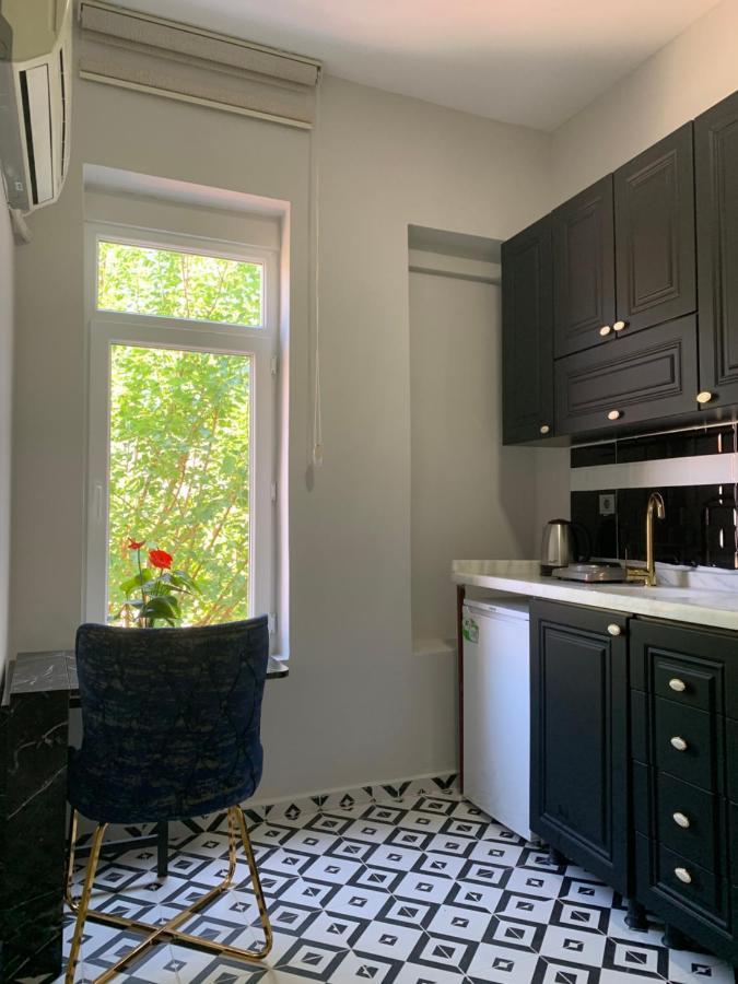 Nearby Taksim Spacious Flat With Duble Bed Κωνσταντινούπολη Εξωτερικό φωτογραφία