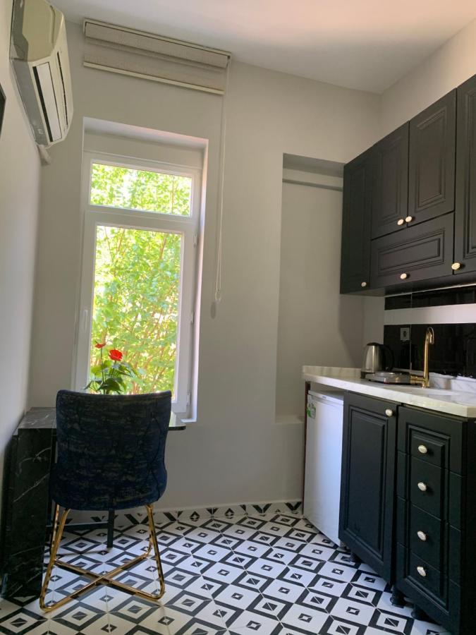 Nearby Taksim Spacious Flat With Duble Bed Κωνσταντινούπολη Εξωτερικό φωτογραφία
