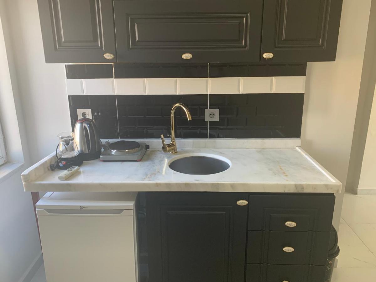 Nearby Taksim Spacious Flat With Duble Bed Κωνσταντινούπολη Εξωτερικό φωτογραφία
