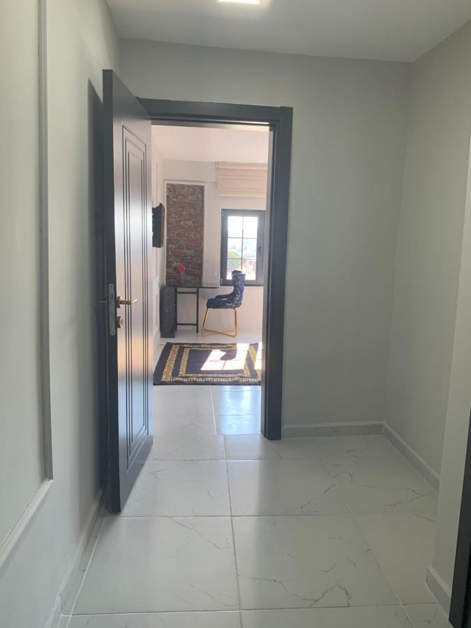 Nearby Taksim Spacious Flat With Duble Bed Κωνσταντινούπολη Εξωτερικό φωτογραφία