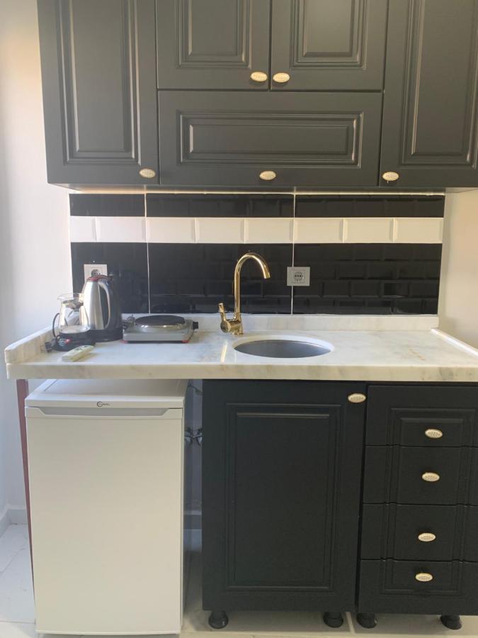 Nearby Taksim Spacious Flat With Duble Bed Κωνσταντινούπολη Εξωτερικό φωτογραφία