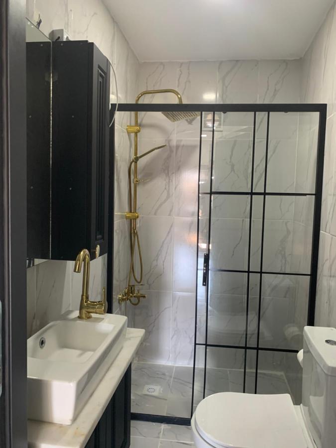 Nearby Taksim Spacious Flat With Duble Bed Κωνσταντινούπολη Εξωτερικό φωτογραφία